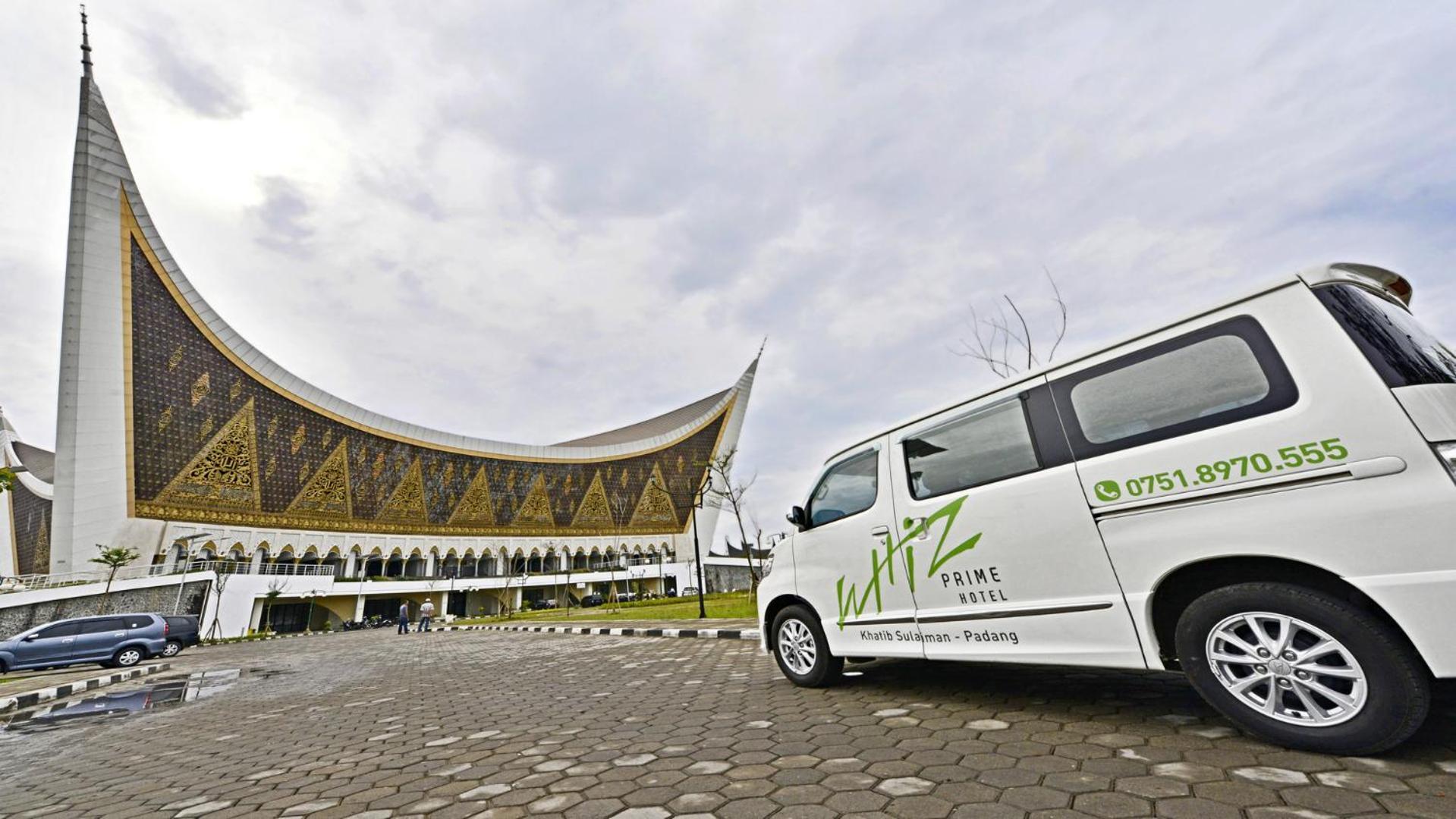 Whiz Prime Hotel Khatib Sulaiman Padang Dış mekan fotoğraf